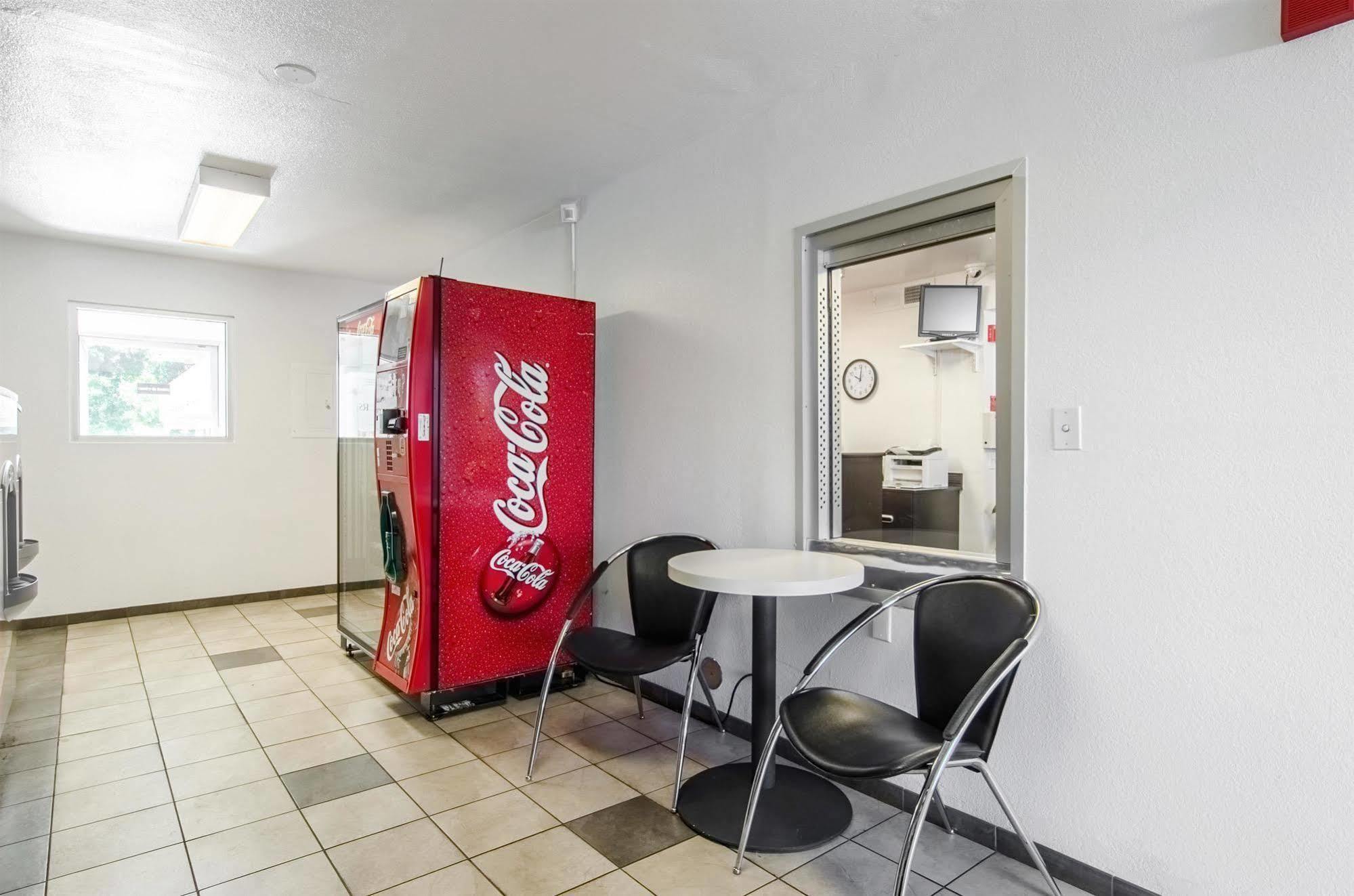 Motel 6-Centralia, Wa Екстер'єр фото