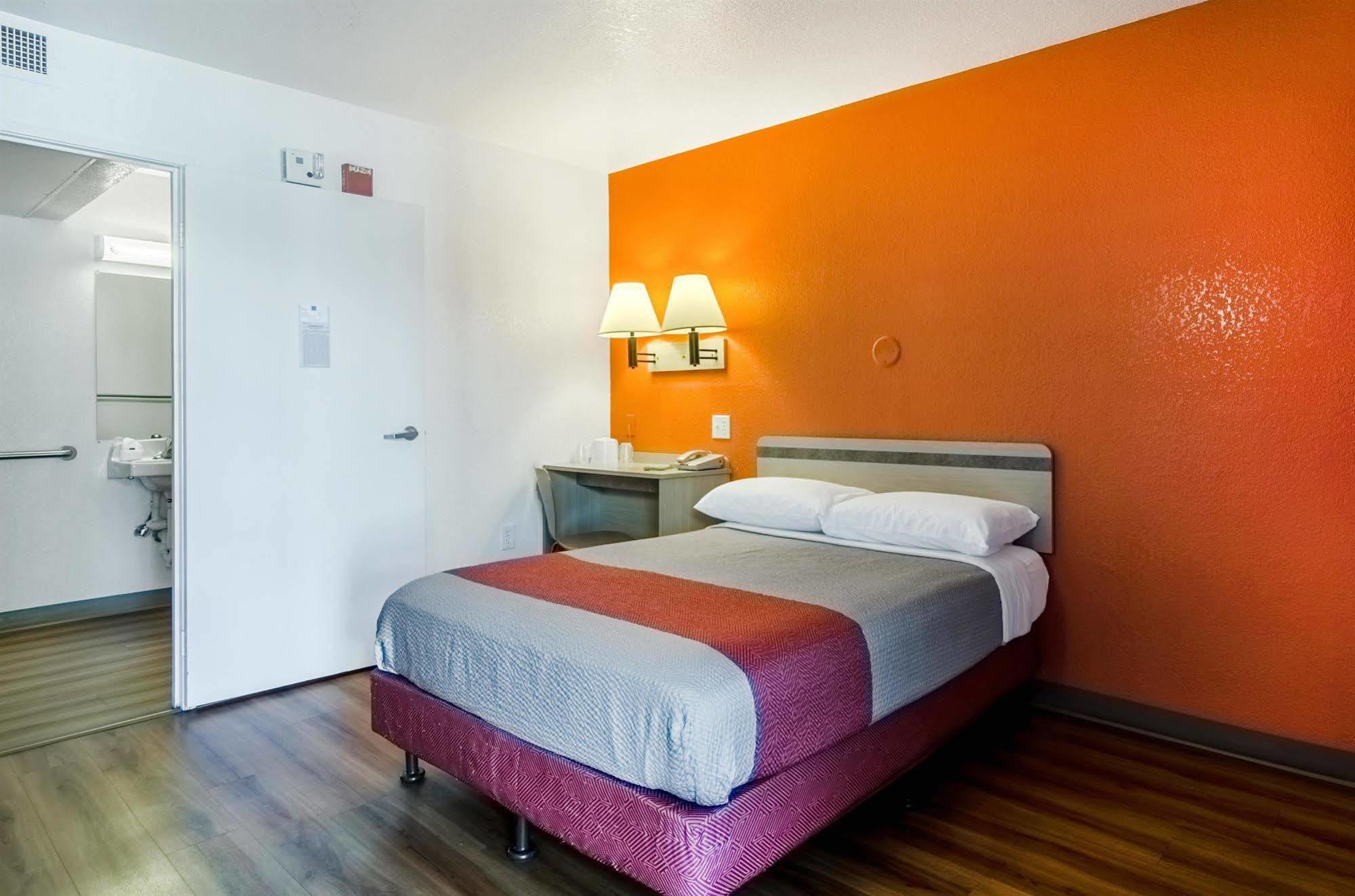 Motel 6-Centralia, Wa Екстер'єр фото