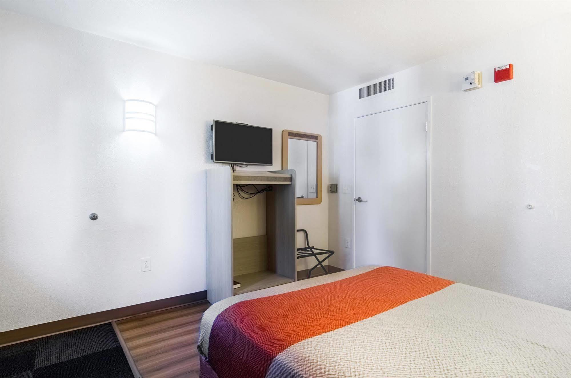 Motel 6-Centralia, Wa Екстер'єр фото